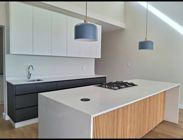 2 BEDROOM TOWNHOUSE FOR SALE IN SALT ROCK